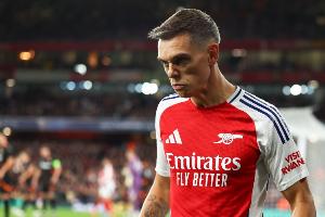 要价2000万！记者：贝西克塔斯就特罗萨德进行接触，希望枪手降价